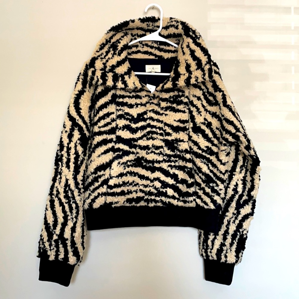 LOU & GREY Zebra Sherpa